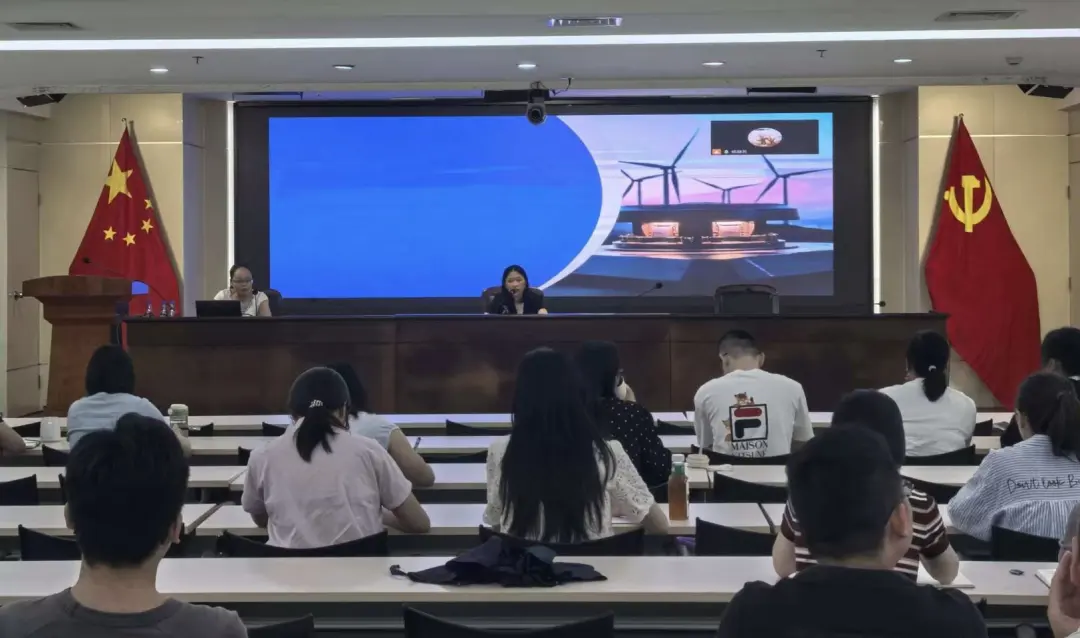 海南橡胶开展海胶大讲堂之“发票合规·筑牢供应链税务防线”专项培训